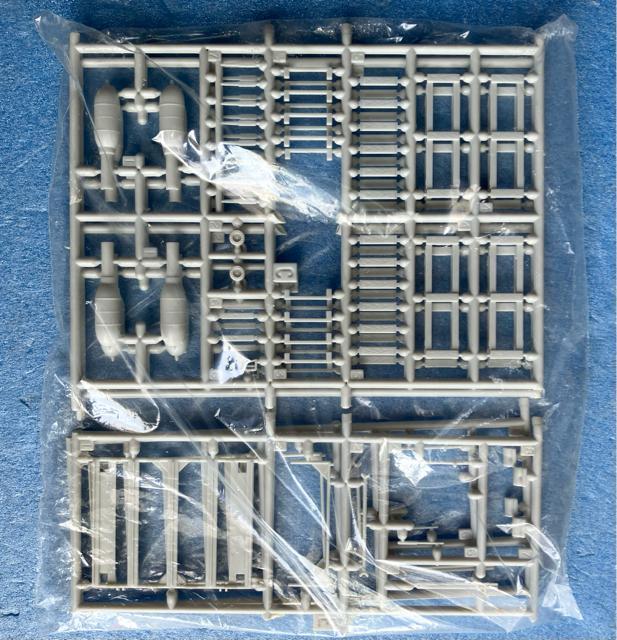 1/35 ドイツ軍 ロケットランチャー ネーベルヴェルファー 40/28p 4発 発射架 付き プラモデル キット ミリタリー < ホビー  1/35 ドイツ軍 ロケットランチャー ネーベルヴェルファー 40/28p 4発 発射架 付き プラモデル キット ミリタリー < ホビーの