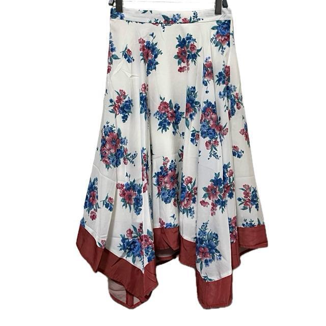 31 Sons de mode フラワー 総柄 フレア 変形 ひざ丈スカート < 女性ファッション 31 Sons de mode フラワー 総柄 フレア 変形 ひざ丈スカート < 女性ファッションの