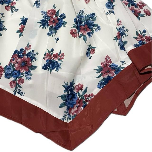 31 Sons de mode フラワー 総柄 フレア 変形 ひざ丈スカート < 女性ファッション 31 Sons de mode フラワー 総柄 フレア 変形 ひざ丈スカート < 女性ファッションの