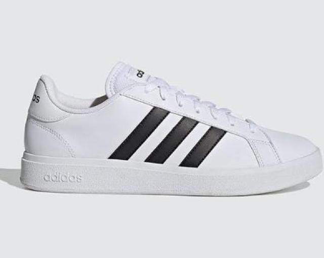 アディダス スニーカー ユニセックス グランドコート TD ライフスタイル コート ホワイト GW9250 25.0p < ブランド アディダス スニーカー ユニセックス グランドコート TD ライフスタイル コート ホワイト GW9250 25.0p < ブランドの