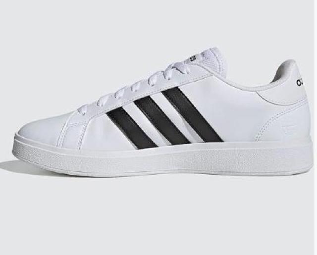 アディダス スニーカー ユニセックス グランドコート TD ライフスタイル コート ホワイト GW9250 25.0p < ブランド アディダス スニーカー ユニセックス グランドコート TD ライフスタイル コート ホワイト GW9250 25.0p < ブランドの