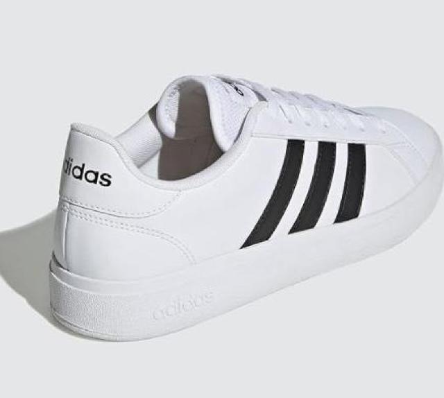 アディダス スニーカー ユニセックス グランドコート TD ライフスタイル コート ホワイト GW9250 25.0p < ブランド アディダス スニーカー ユニセックス グランドコート TD ライフスタイル コート ホワイト GW9250 25.0p < ブランドの