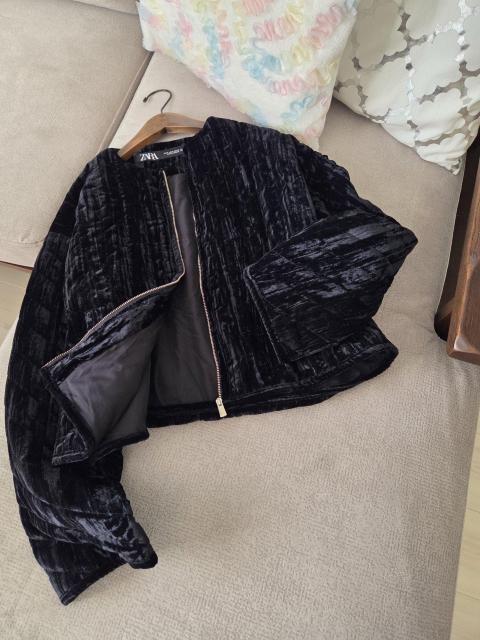 ZARA�A�E�^�[���u���b�N�x���A�̒��ȓ���A�E�^�[ �� �u�����h�� 