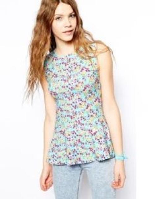 水色カラフル小花のペプラムタンクトップ5号XS < 女性ファッション  水色カラフル小花のペプラムタンクトップ5号XS  < 女性ファッションの