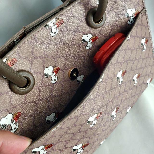 込み★ピーナッツ/スヌーピー★横スクエア型2wayショルダーバッグ★ < 女性ファッション 込み★ピーナッツ/スヌーピー★横スクエア型2wayショルダーバッグ★ < 女性ファッションの