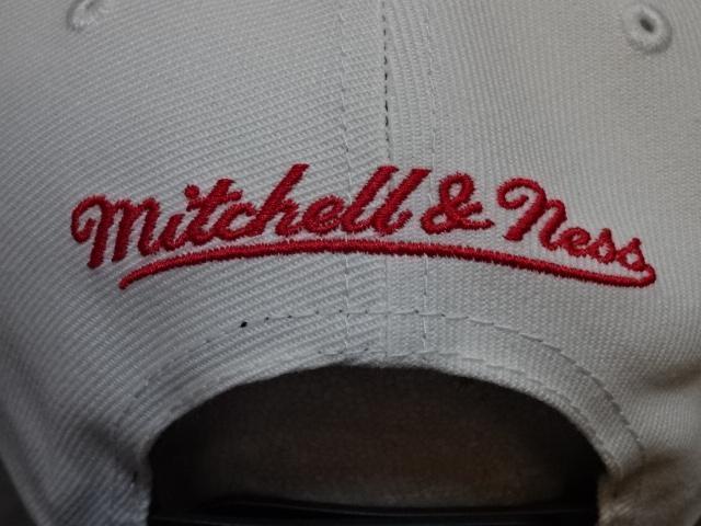 yMitchell & NesszА  NBAuCU[Y S Lbv  jt@bV 