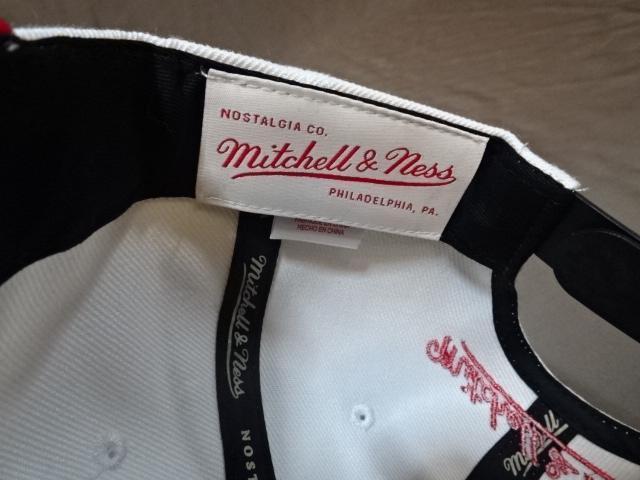 yMitchell & NesszА  NBAuCU[Y S Lbv  jt@bV 