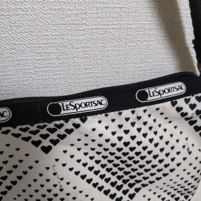 LeSportsac@n[g@nhobO