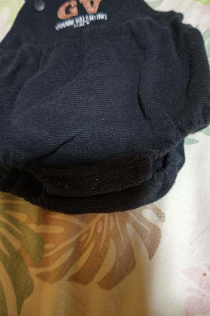 ★新品ジャンニヴァレンチノベビーショートオール80 < キッズ/ベビー  ★新品ジャンニヴァレンチノベビーショートオール80 < キッズ/ベビーの