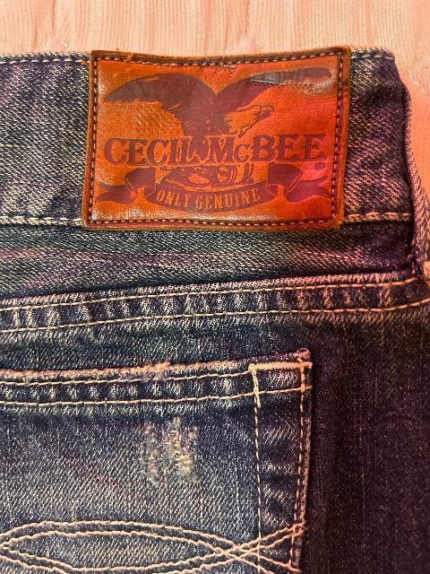CECIL McBEE  ダメージ 切りっぱなし デニムミニスカ < 女性ファッション  CECIL McBEE  ダメージ 切りっぱなし デニムミニスカ < 女性ファッションの