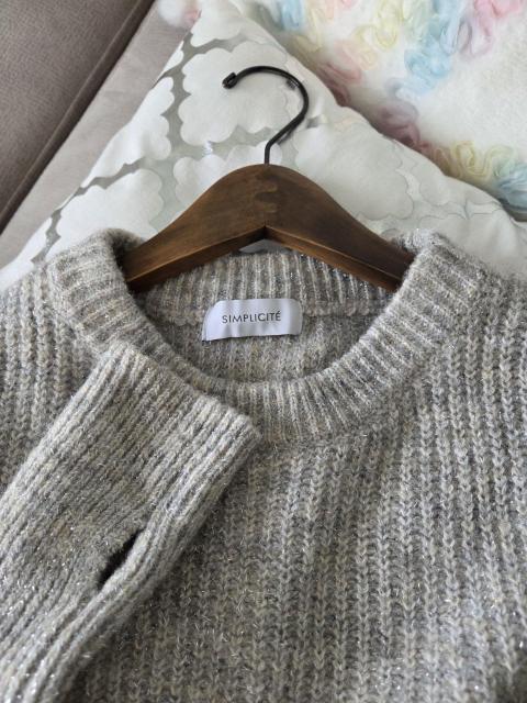 SIMPLICITE'ニット★ライトグレーのラメ入りニット < ブランド SIMPLICITE'ニット★ライトグレーのラメ入りニット < ブランドの