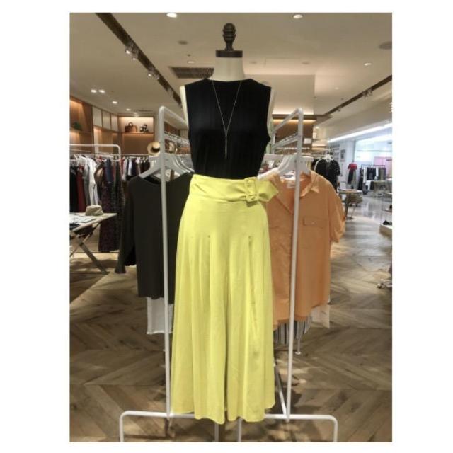 ◆Mila Owen/ミラオーウェン◆ベルト付スカート風ワイドパンツ★ストライプ0サイズ*夏秋コーデ♪美品 < ブランド  ◆Mila Owen/ミラオーウェン◆ベルト付スカート風ワイドパンツ★ストライプ0サイズ*夏秋コーデ♪美品 < ブランドの