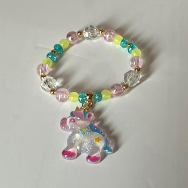 ユニコーン☆ピンクブレスレット < キッズ/ベビー  ユニコーン☆ピンクブレスレット  < キッズ/ベビーの