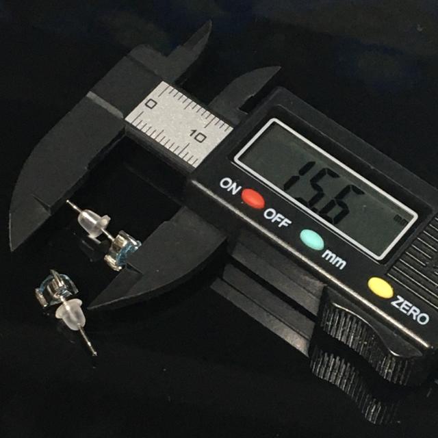 《高品質ピアス》天然石ブルートパーズ ペア(両耳用)S925 < 女性アクセサリー/時計  《高品質ピアス》天然石ブルートパーズ ペア(両耳用)S925 < 女性アクセサリー/時計の