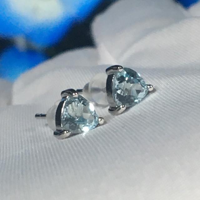 《高品質ピアス》天然石ブルートパーズ ペア(両耳用)S925 < 女性アクセサリー/時計  《高品質ピアス》天然石ブルートパーズ ペア(両耳用)S925 < 女性アクセサリー/時計の