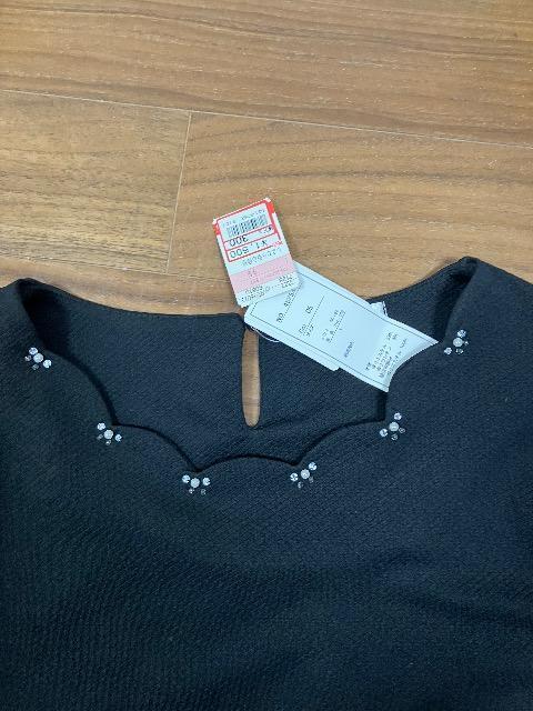 新品未使用 黒のカットソー しまむら < 女性ファッション  新品未使用 黒のカットソー しまむら < 女性ファッションの