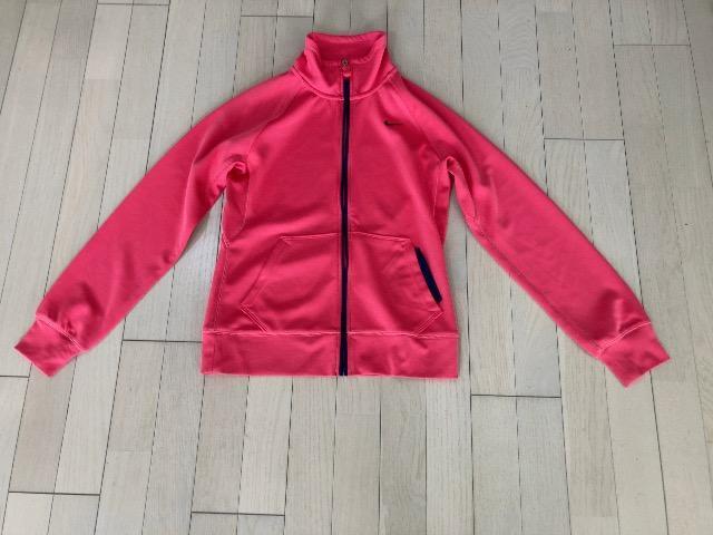 新品未使用ナイキNIKE超オシャレジャケットスウェットパーカーピンクレッドロゴ超人気足長効果抜群早い者勝ちジップアップレッド < 女性ファッション 新品未使用ナイキNIKE超オシャレジャケットスウェットパーカーピンクレッドロゴ超人気足長効果抜群早い者勝ちジップアップレッド < 女性ファッションの