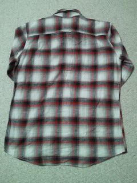 VANS ヴァンズ ネルシャツ シャツ レッド ホワイト ブラック Lサイズ 柔らか ワッペン < ブランド  VANS ヴァンズ ネルシャツ シャツ レッド ホワイト ブラック Lサイズ 柔らか ワッペン < ブランドの