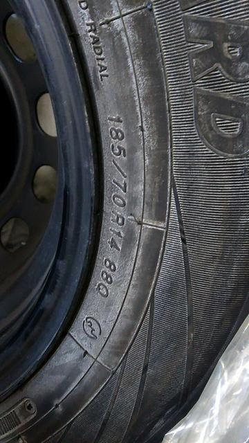 スタッドレスタイヤ4本セット鉄チンホイール 185/70R/14 < 自動車/バイク スタッドレスタイヤ4本セット鉄チンホイール 185/70R/14 < 自動車/バイク
