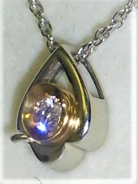 Pt850 プラチナ ネックレス ペンダント付 ダイヤ 0.13ct < 女性アクセサリー/時計  Pt850 プラチナ ネックレス ペンダント付 ダイヤ 0.13ct < 女性アクセサリー/時計の