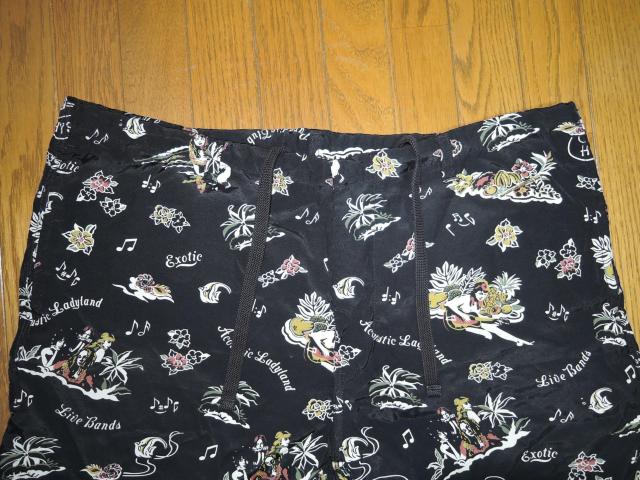 HYSTERIC GLAMOUR ヒステリックグラマー ガールプリント ショーツ L 黒 ハーフパンツ レーヨン アロハ柄イージー < ブランド HYSTERIC GLAMOUR ヒステリックグラマー ガールプリント ショーツ L 黒 ハーフパンツ レーヨン アロハ柄イージー < ブランドの