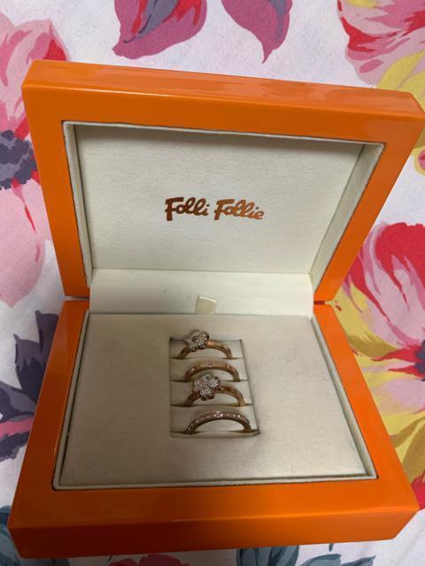 folli follie 指輪 箱あり 四個セット 送料無料 < ブランド  folli follie 指輪 箱あり 四個セット 送料無料  < ブランドの