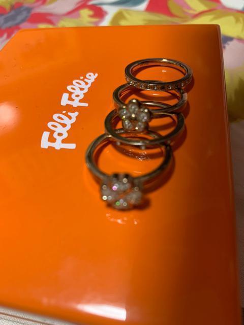 folli follie 指輪 箱あり 四個セット 送料無料 < ブランド  folli follie 指輪 箱あり 四個セット 送料無料 < ブランドの