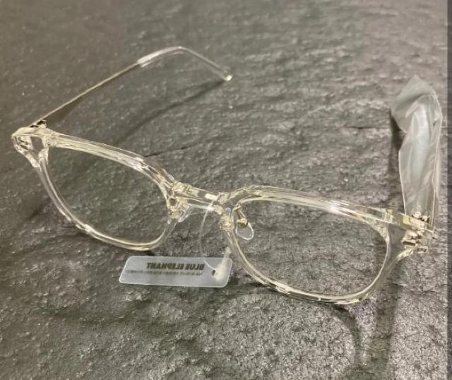 【新品】【韓国現地購入】BLUE ELEPHANT ブルーエレファント メガネ 03933 JERRI crystal < 女性ファッション 【新品】【韓国現地購入】BLUE ELEPHANT ブルーエレファント メガネ 03933 JERRI crystal < 女性ファッションの