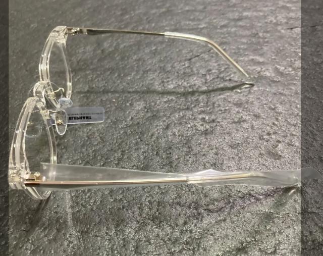 【新品】【韓国現地購入】BLUE ELEPHANT ブルーエレファント メガネ 03933 JERRI crystal < 女性ファッション 【新品】【韓国現地購入】BLUE ELEPHANT ブルーエレファント メガネ 03933 JERRI crystal < 女性ファッションの