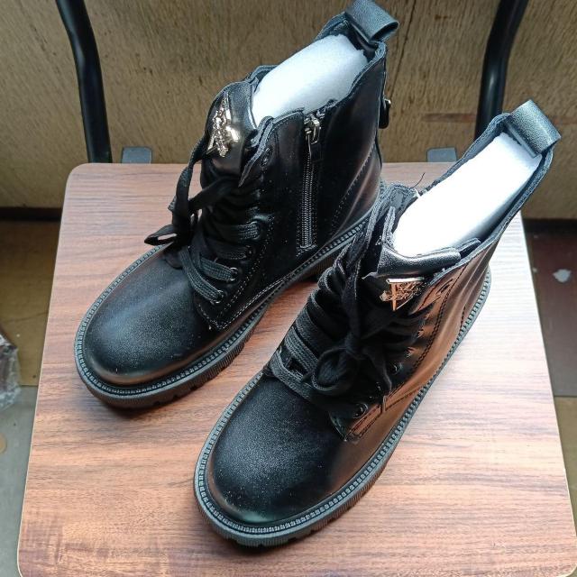 新品 22.5cm レディース ブーツ ブラック 厚底 シューズ ショートブーツ < 女性ファッション  新品 22.5cm レディース ブーツ ブラック 厚底 シューズ ショートブーツ  < 女性ファッションの