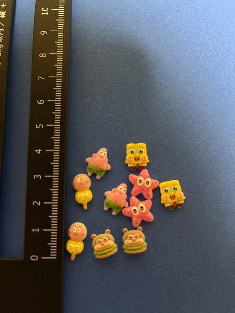 スポンジボブ ネイルパーツ デコパーツ レジン ハンドメイド < 香水/コスメ/ネイル スポンジボブ ネイルパーツ デコパーツ レジン ハンドメイド < 香水/コスメ/ネイルの