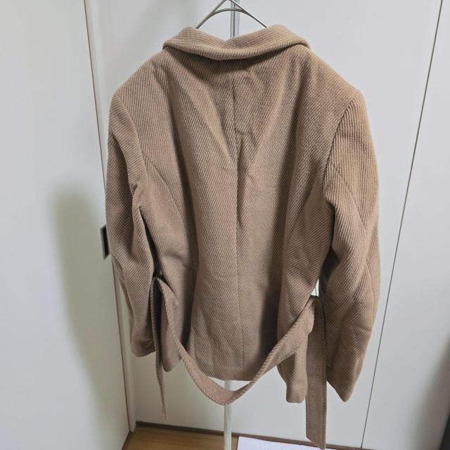 オンワード ICB コーデュロイ ベージュジャケット ウエストベルト付き < ブランド オンワード ICB コーデュロイ ベージュジャケット ウエストベルト付き < ブランドの