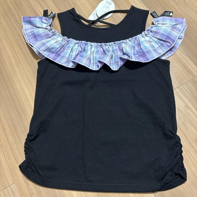 新品未使用160サイズ 肩出しTシャツ フリル付き 黒 < キッズ/ベビー 新品未使用160サイズ 肩出しTシャツ フリル付き 黒 < キッズ/ベビーの