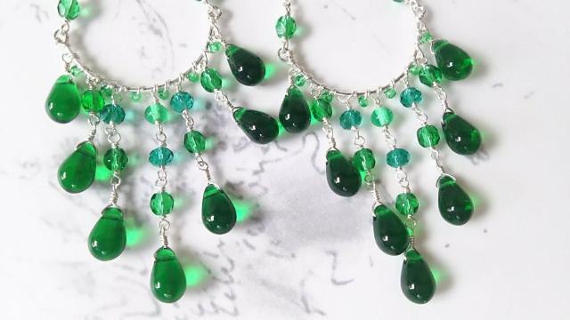 *シャンデリアピアス*オールグリーン*SF 21046 < 女性ファッション  *シャンデリアピアス*オールグリーン*SF 21046 < 女性ファッションの