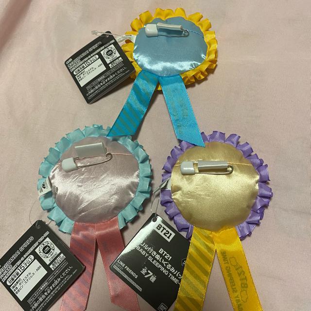 BT21☆フリル付きぬいぐるみバッジ3個 < タレントグッズ  BT21☆フリル付きぬいぐるみバッジ3個 < タレントグッズの