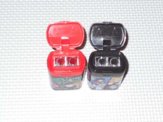 鬼滅の刃 ツイン鉛筆削り 赤・黒 全2種類セット 2WAYタイプ < アニメ/コミック/キャラクター 鬼滅の刃 ツイン鉛筆削り 赤・黒 全2種類セット 2WAYタイプ < アニメ/コミック/キャラクターの