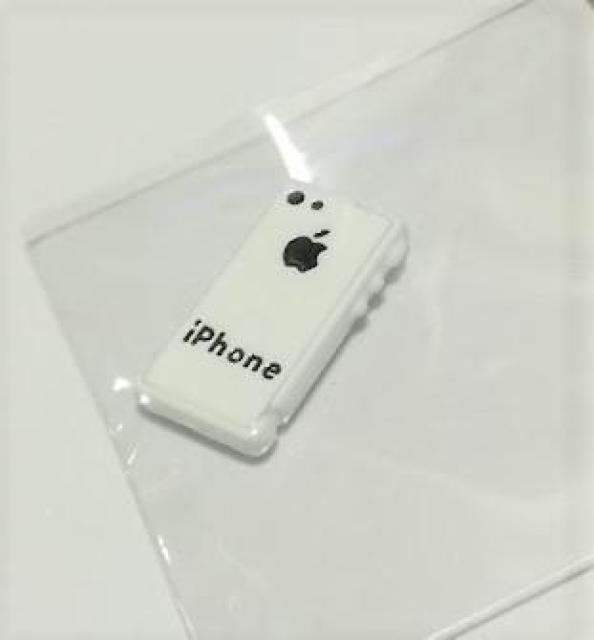 ミニチュア★iPhone★白★ホワイト★アイフォン★スマホ★ドールハウスに★色違いやアイパッドもございます★ < おもちゃ  ミニチュア★iPhone★白★ホワイト★アイフォン★スマホ★ドールハウスに★色違いやアイパッドもございます★ < おもちゃの