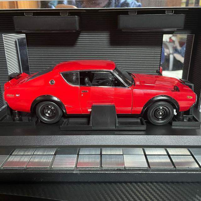 絶版未展示品 京商 1/18 スカイライン2000 GT-R (KPGC110) ケンメリ Street Version レッド < ホビー  絶版未展示品 京商 1/18 スカイライン2000 GT-R (KPGC110) ケンメリ Street Version レッド < ホビーの