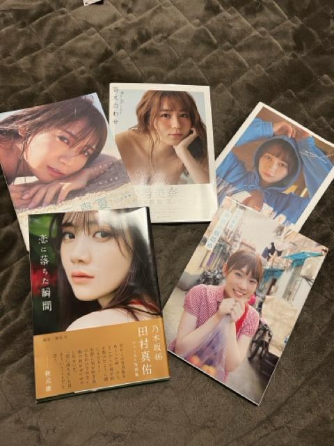 タンス整理品 書籍 おまとめ 送料込み 坂道 写真集 19冊 生田絵梨花さん 梅澤美波さん 秋元真夏さん < タレントグッズ  タンス整理品 書籍 おまとめ 送料込み 坂道 写真集 19冊 生田絵梨花さん 梅澤美波さん 秋元真夏さん < タレントグッズの