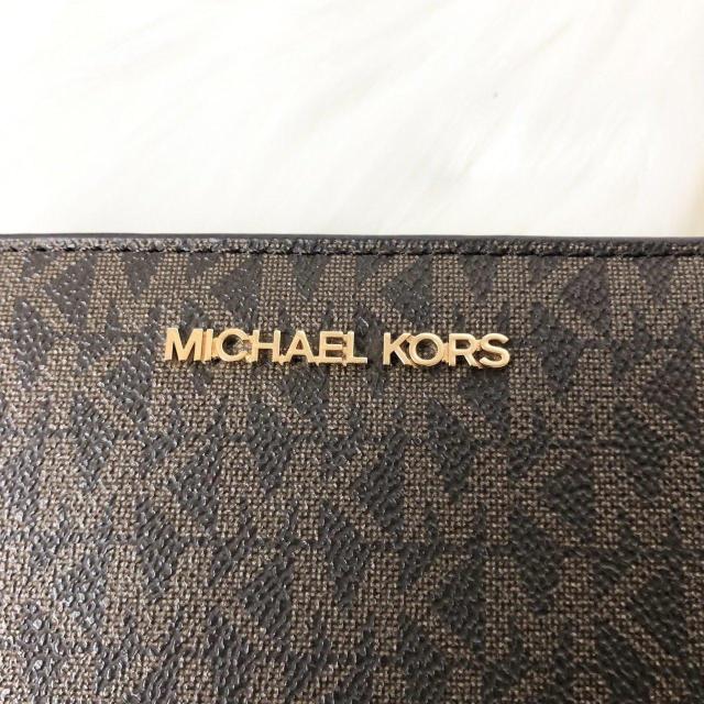 【極美品】マイケルコース 二つ折り財布 L字ファスナー 総柄 MKシグネチャー < ブランド 【極美品】マイケルコース 二つ折り財布 L字ファスナー 総柄 MKシグネチャー < ブランドの