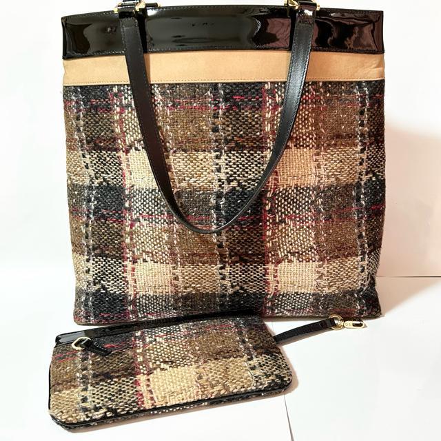 BURBERRY バーバリー ロゴ型押し チェック柄 ウール スエード カーフ レザー トートバッグ ポーチ付き < ブランド BURBERRY バーバリー ロゴ型押し チェック柄 ウール スエード カーフ レザー トートバッグ ポーチ付き < ブランドの