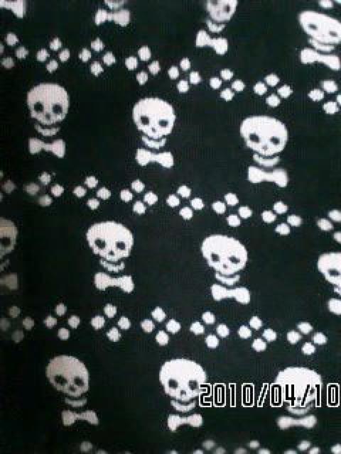 白黒ジャガードスカル柄ショート丈タートルニットトップス < ブランド 白黒ジャガードスカル柄ショート丈タートルニットトップス < ブランドの