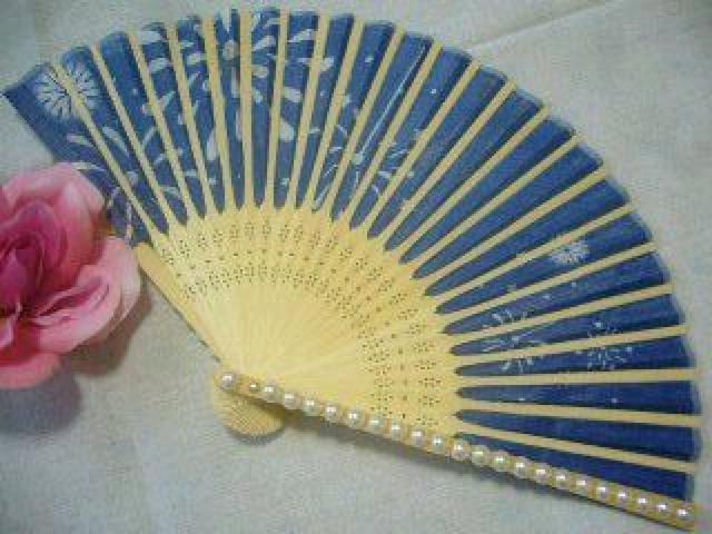 幻想艶【恋 花火】インテリア.祭り.花火大会に♪カメリア.薔薇.パールデコ扇子 < 女性ファッション 幻想艶【恋 花火】インテリア.祭り.花火大会に♪カメリア.薔薇.パールデコ扇子 < 女性ファッションの