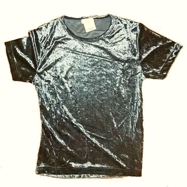 送料無料 未使用 レディース Tシャツ 半袖 別珍 ベルベット ベロア < 女性ファッション  送料無料 未使用 レディース Tシャツ 半袖 別珍 ベルベット ベロア < 女性ファッションの