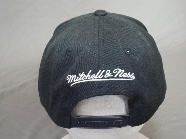 【Mitchell & Ness】 NBAバスケ トレイルブレイザーズ ロゴ刺繍入り キャップ < 男性ファッション  【Mitchell & Ness】 NBAバスケ トレイルブレイザーズ ロゴ刺繍入り キャップ < 男性ファッションの