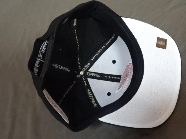 【Mitchell & Ness】 NBAバスケ トレイルブレイザーズ ロゴ刺繍入り キャップ < 男性ファッション  【Mitchell & Ness】 NBAバスケ トレイルブレイザーズ ロゴ刺繍入り キャップ < 男性ファッションの