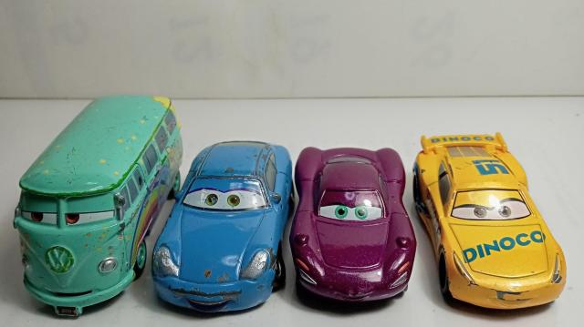 トミカDisneyカーズ4台 < ホビー  トミカDisneyカーズ4台 < ホビーの
