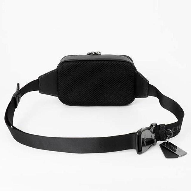 69300円★新品&正規品保証★コーチ ★ベルト バッグ・シグネチャーボディバッグ黒 < ブランド  69300円★新品&正規品保証★コーチ ★ベルト バッグ・シグネチャーボディバッグ黒 < ブランドの