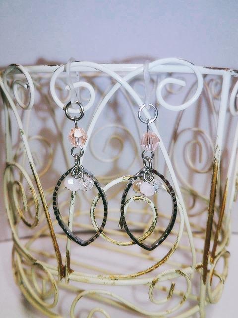 楕円雫クリスタルモルガナイトスワロシルキーパール樹脂フック☆ < 女性アクセサリー/時計  楕円雫クリスタルモルガナイトスワロシルキーパール樹脂フック☆  < 女性アクセサリー/時計の