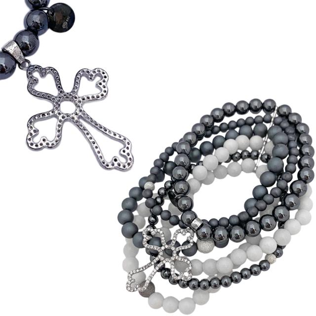 新品20H40シルバー925×ヘマタイト ダイヤクロス6連ブレス < 女性アクセサリー/時計 新品20H40シルバー925×ヘマタイト ダイヤクロス6連ブレス < 女性アクセサリー/時計の